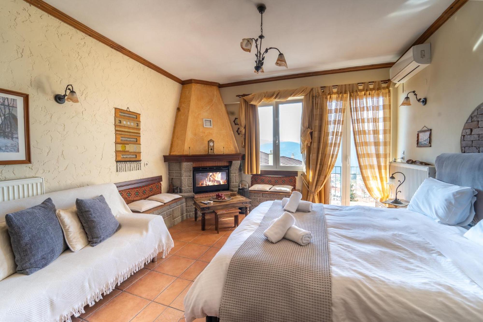 Semeli Guesthouse Karpenísion エクステリア 写真