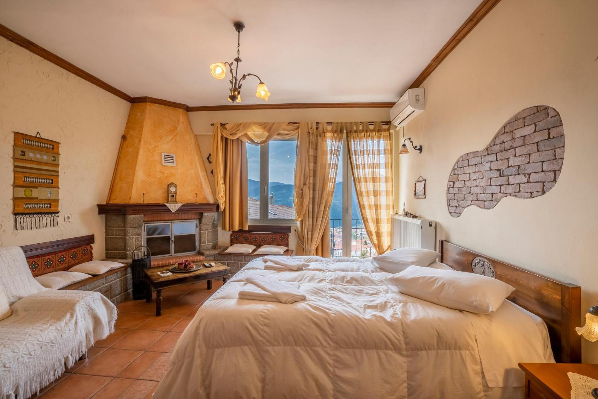 Semeli Guesthouse Karpenísion エクステリア 写真
