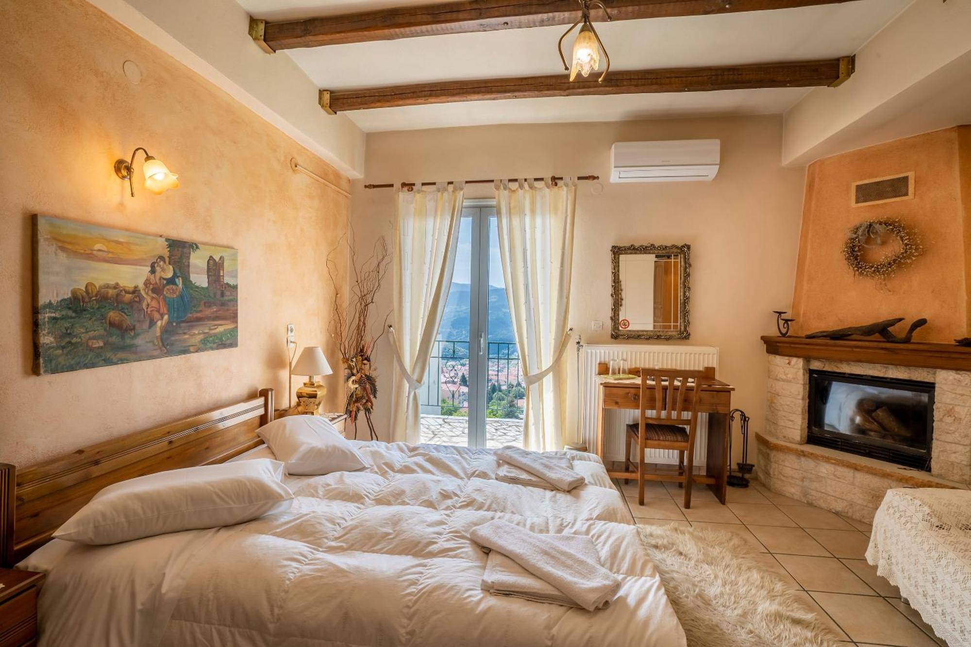 Semeli Guesthouse Karpenísion エクステリア 写真