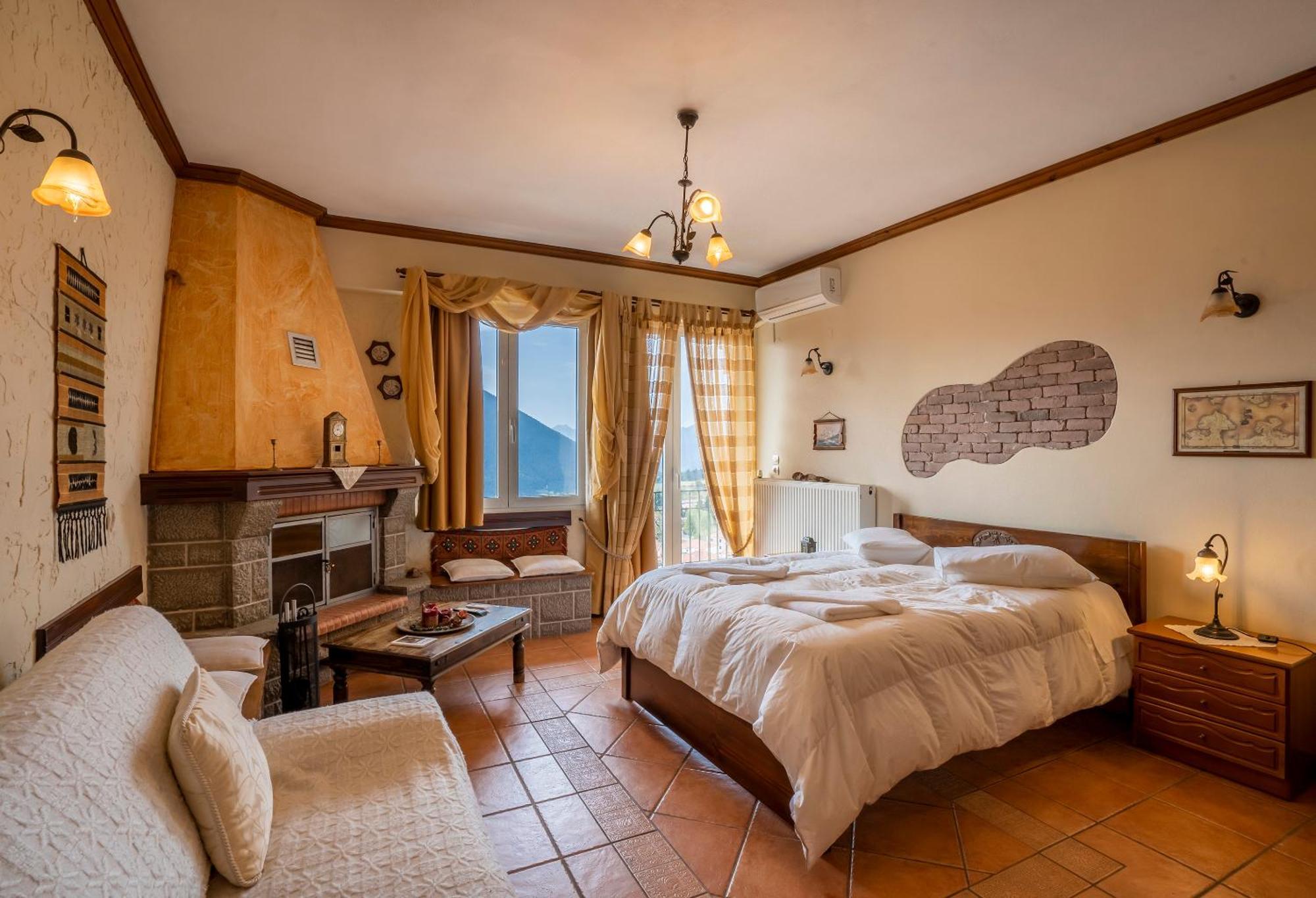 Semeli Guesthouse Karpenísion エクステリア 写真